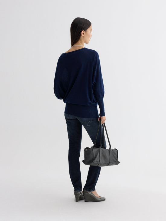 Look 16